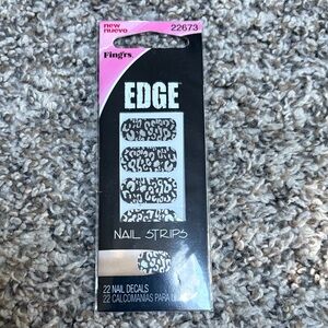 Edge Nail Strips - Black and White